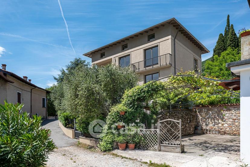 Trilocale in Via Resola 28 — foto 11 di 20