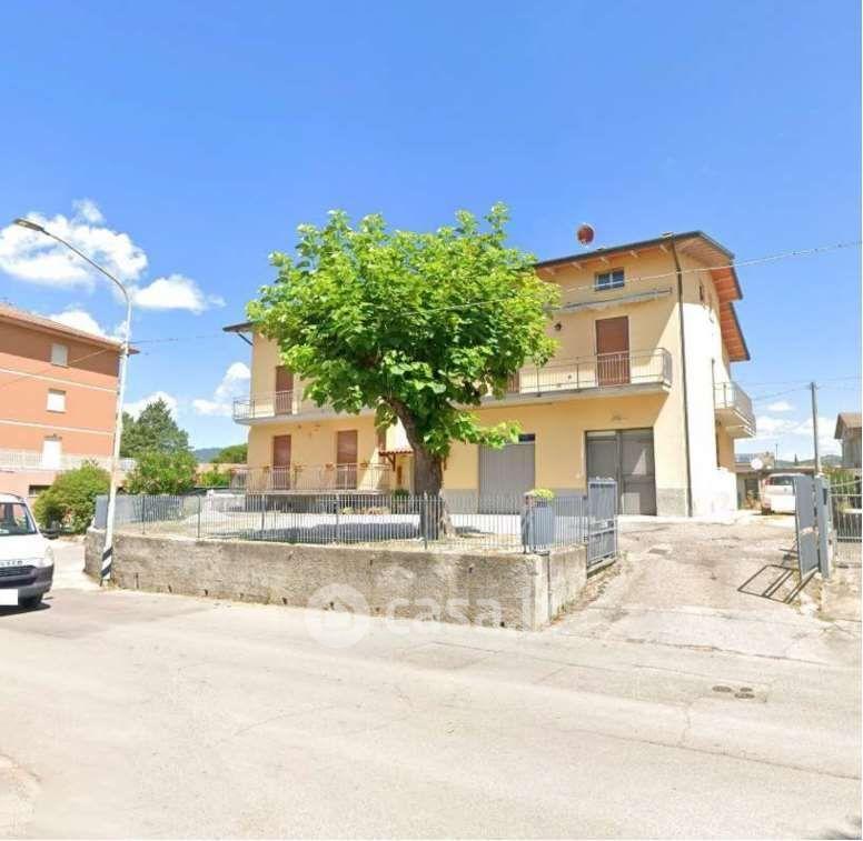 Quadrilocale in Via del Trovatore 37