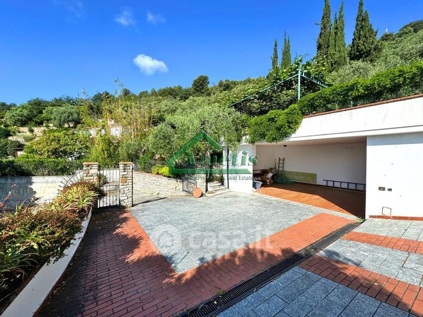 Villa in Imperia — foto 2 di 61