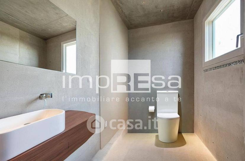 Villa in Via Giambellino — foto 32 di 44