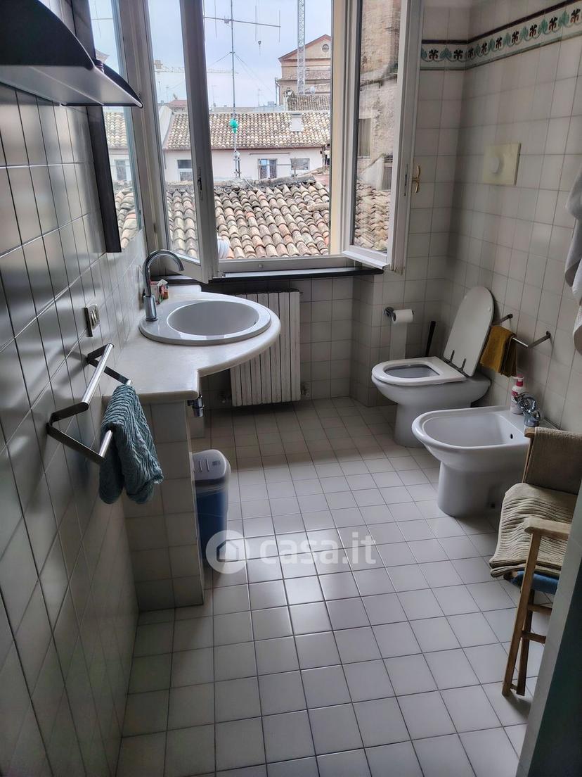 Trilocale in Via Varese — foto 9 di 14
