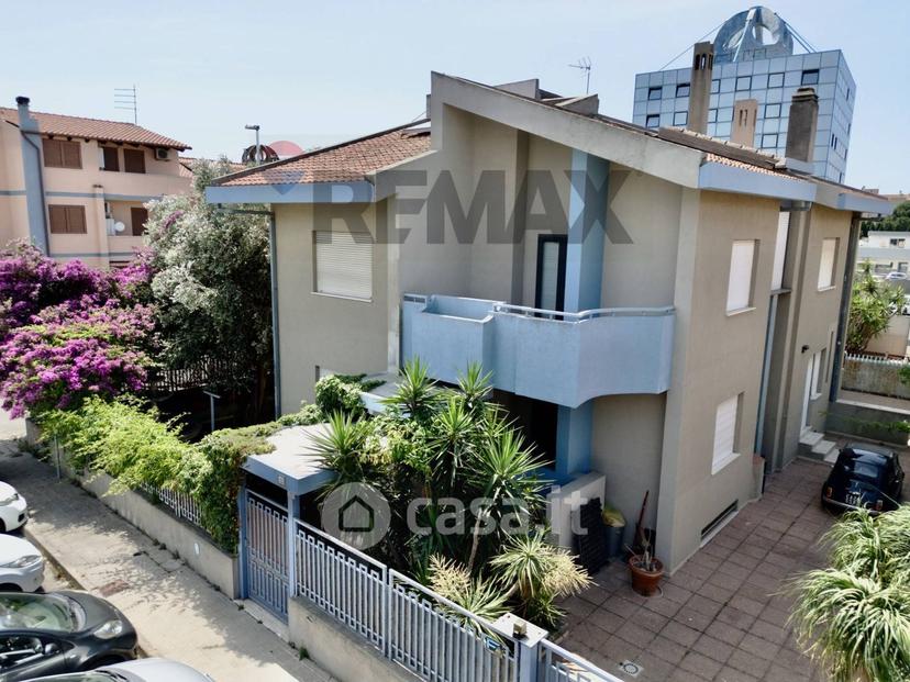 Villa in Via Bartolomeo Colleoni 10 — foto 11 di 46