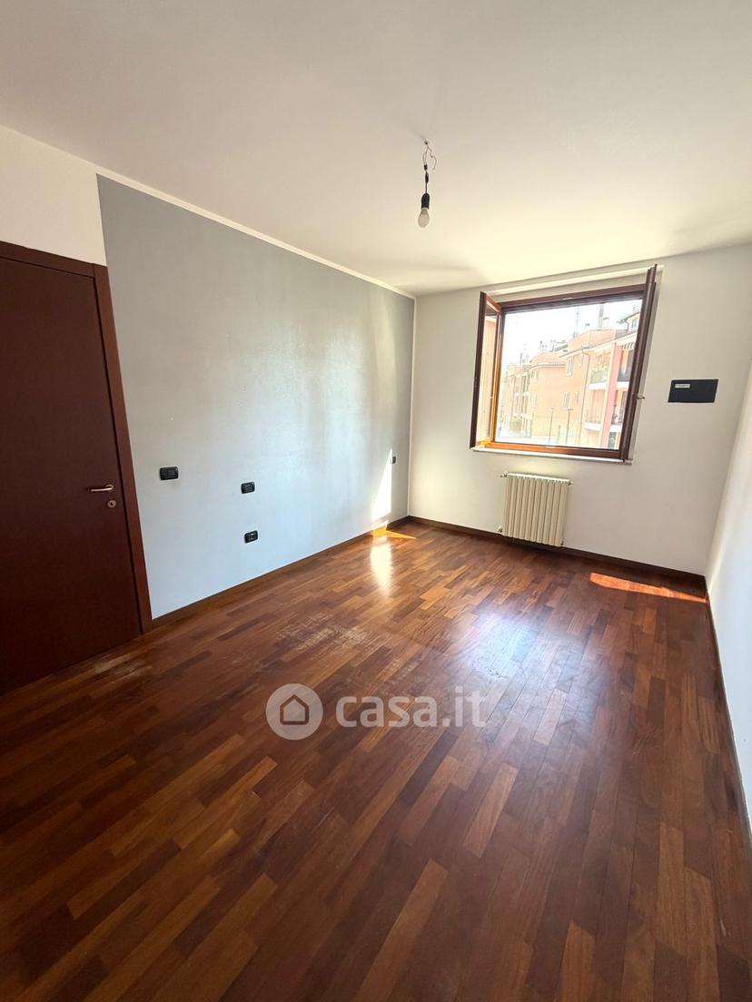 Trilocale in Via Emilio Gino Segre' 4 — foto 7 di 49