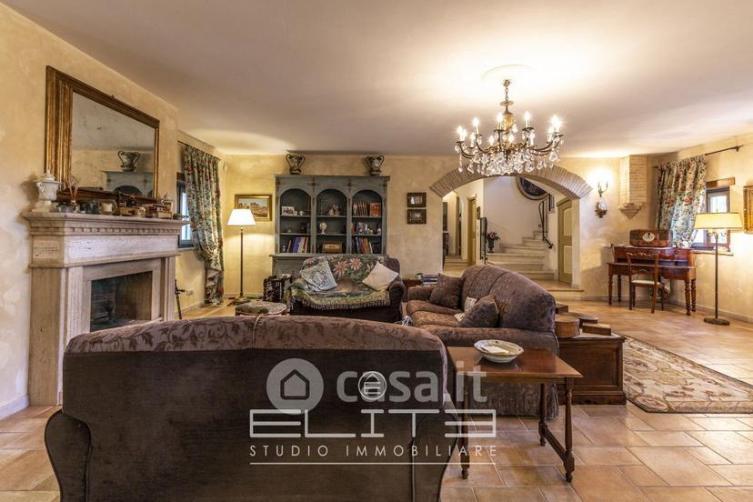 Villa in Strada Fabbrici Ville — foto 16 di 56