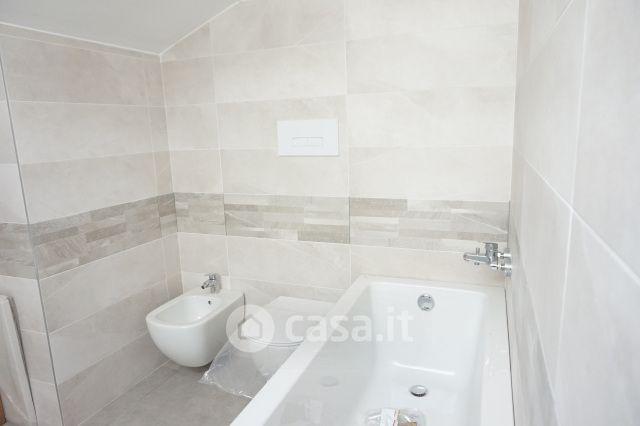Trilocale in Via Gioacchino Rossini — foto 43 di 47