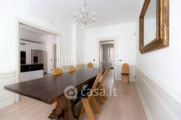 Trilocale in Via Massimo d'Azeglio 11