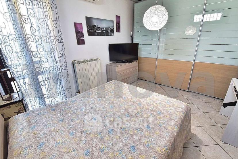 Bilocale in Via Padova 15 — foto 17 di 18