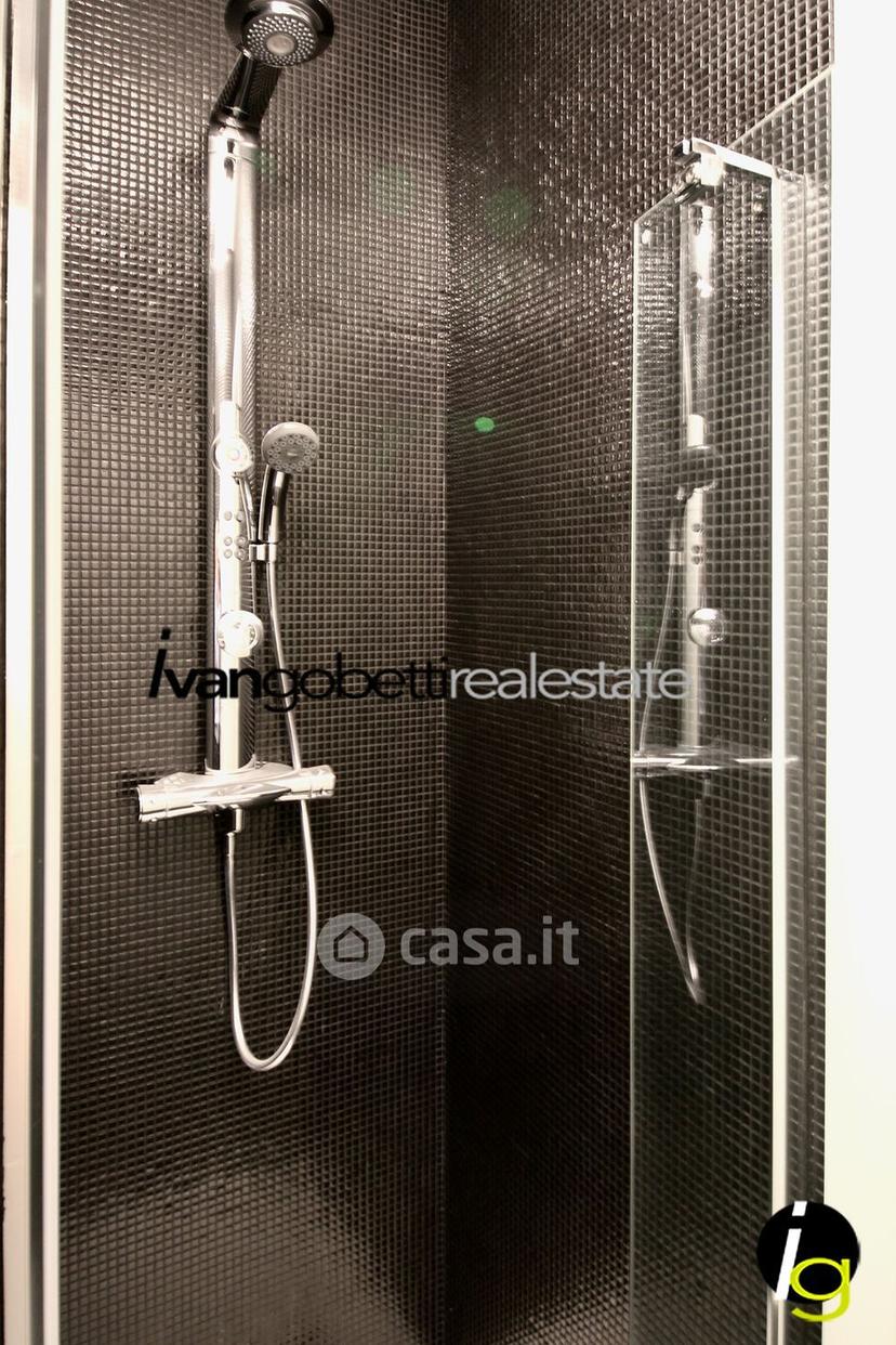 Villa in Via Martiri della Libertà 8 — foto 33 di 72