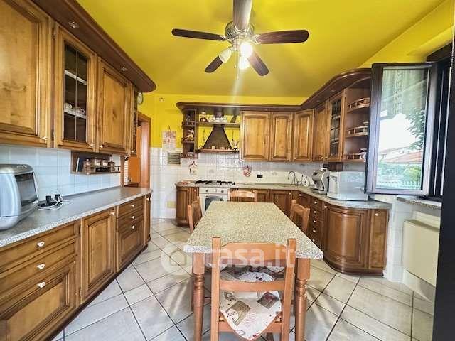 Villa in Via Sandro Pertini 21 — foto 4 di 83