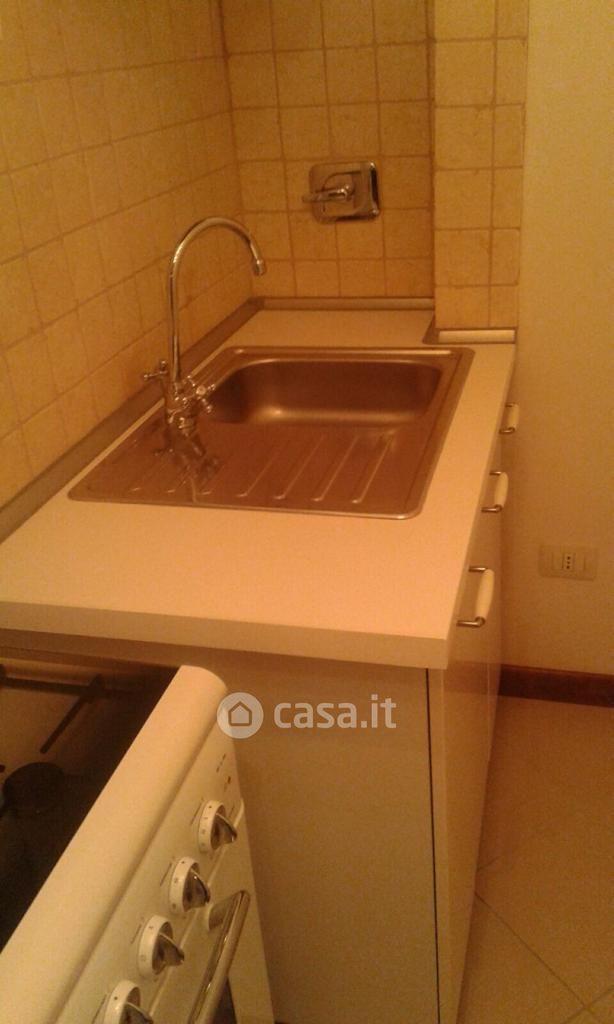 Bilocale in Via Goffredo Mameli 88 — foto 4 di 12