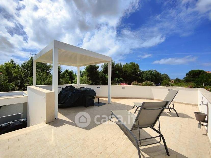 Villa in Via dei Frassini — foto 28 di 33