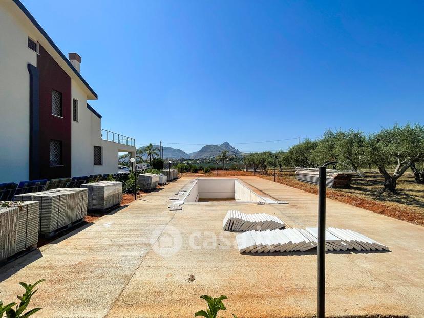 Villa in Via Giovanni Guareschi 67 — foto 63 di 115