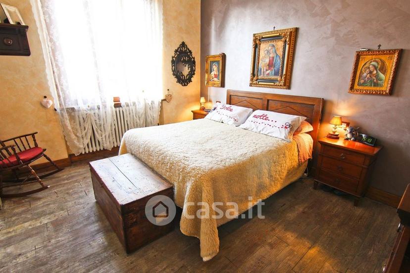 Villa in Via Alessandro Tadino 3 — foto 20 di 52