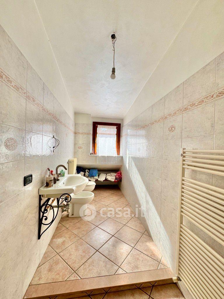 Trilocale in Via Cantalupo 50 — foto 28 di 39