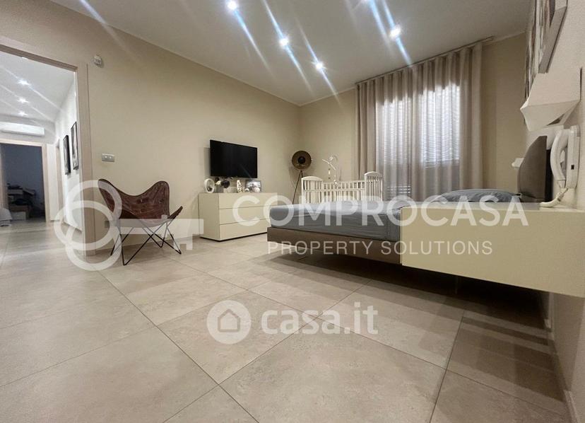 Appartamento in Via Gallipoli — foto 9 di 38