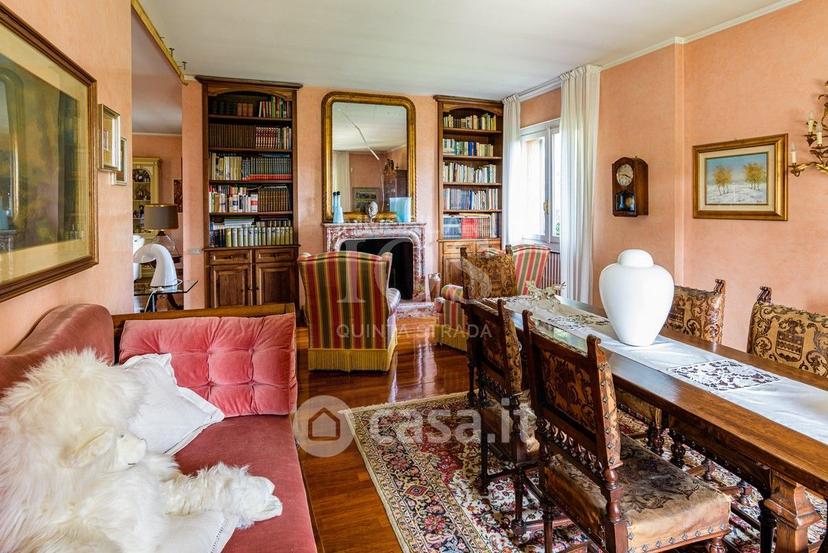 Villa in Via U. Foscolo 16 — foto 26 di 31