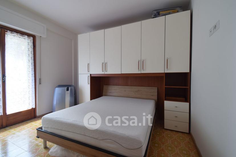 Stanza in Via Giovanni Battista Pergolesi 16 — foto 6 di 13