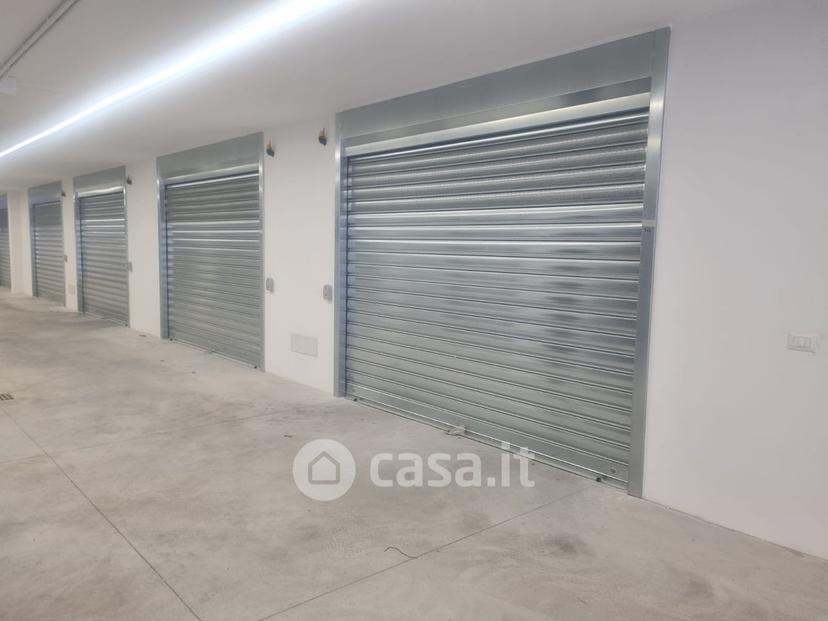 Quadrilocale in Via Alcide de Gasperi — foto 25 di 30