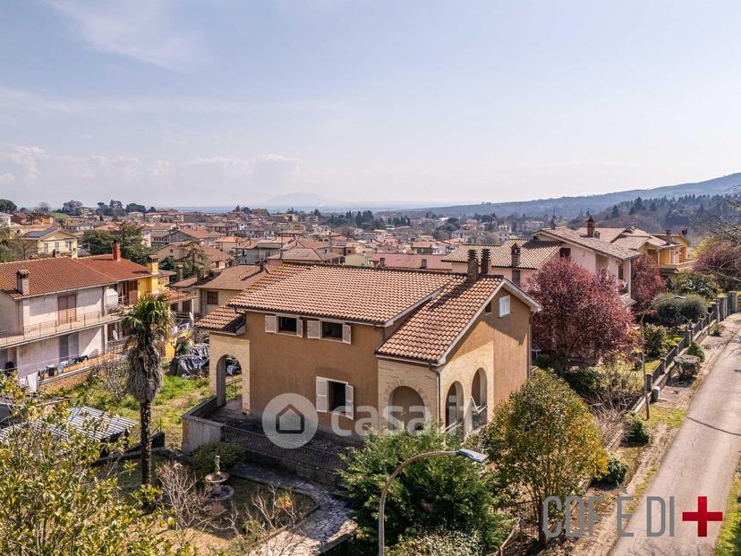 Villa in Via del Cerqueto — foto 2 di 65