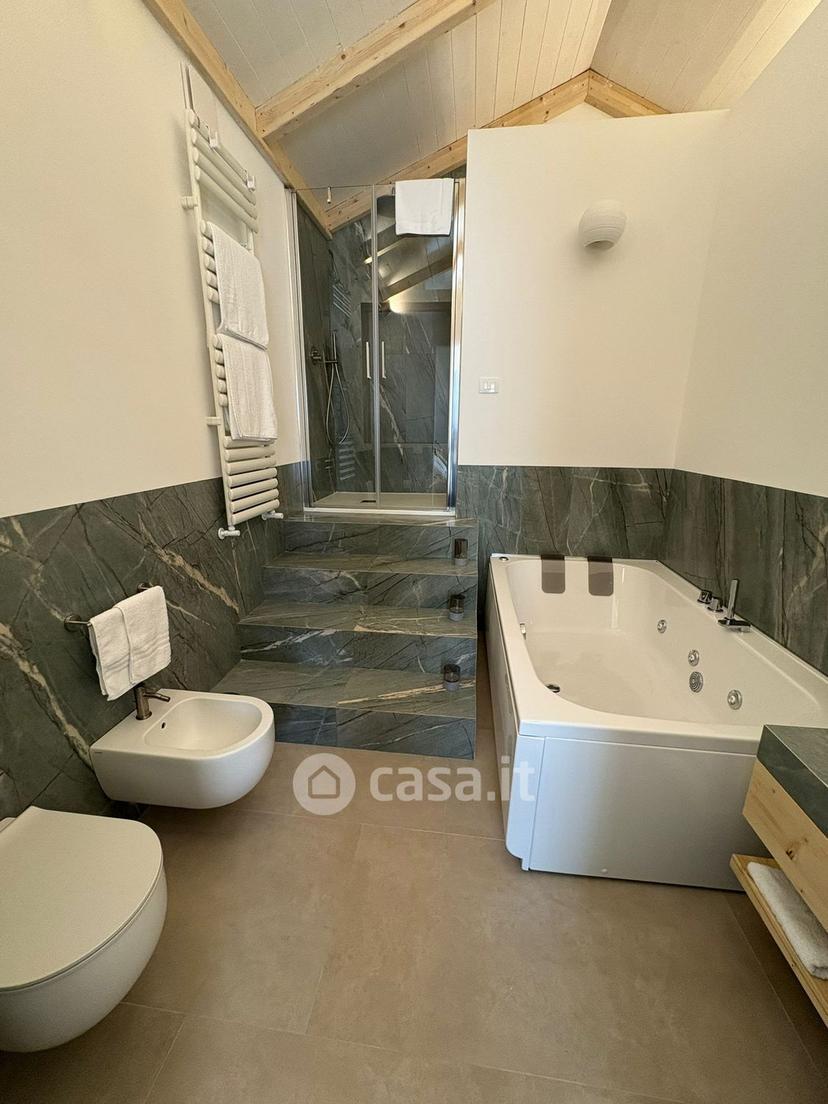 Bilocale in Vico San Pietro degli Schiavoni 5 — foto 16 di 17