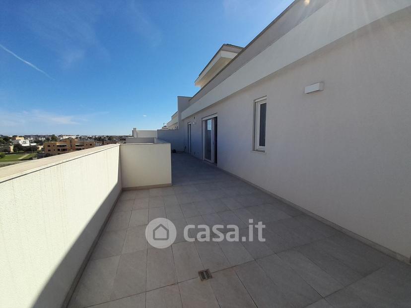 Appartamento in Via Mario Ronzini — foto 20 di 51