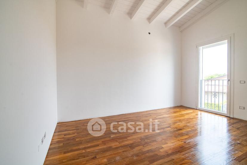 Villa in Via Mario Baratta — foto 19 di 63