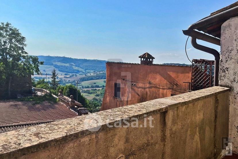 Quadrilocale in della Valle 8 — foto 7 di 22