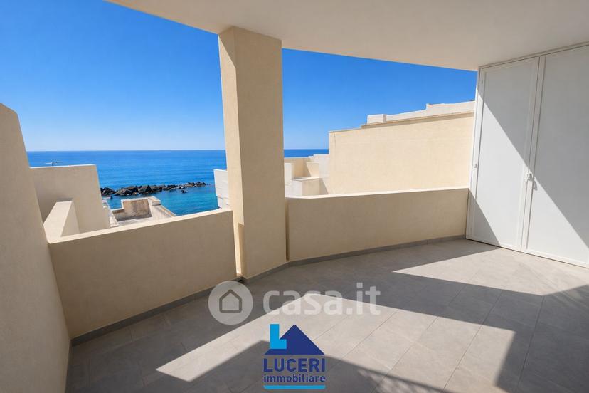 Trilocale in Lungomare Galileo Galilei — foto 18 di 26