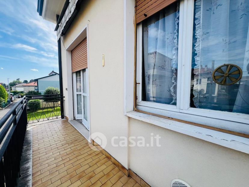Trilocale in Via Prealpi — foto 12 di 23