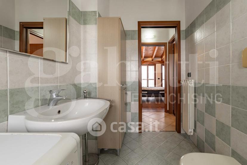 Trilocale in Via Carlo Alberto Dalla Chiesa 20 — foto 11 di 26