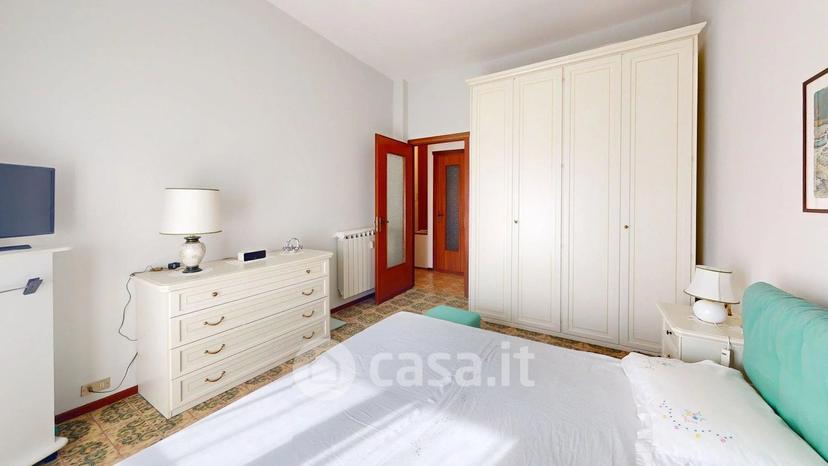 Trilocale in Via Bologna 9 — foto 10 di 28