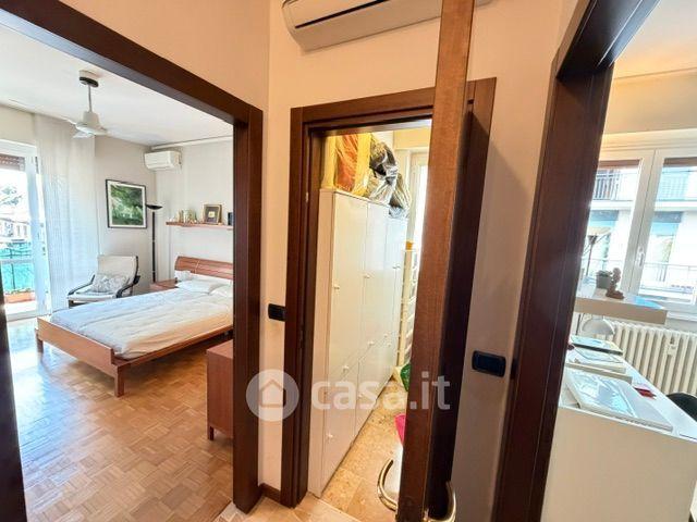 Trilocale in Via Antonio Canova 34 — foto 17 di 21
