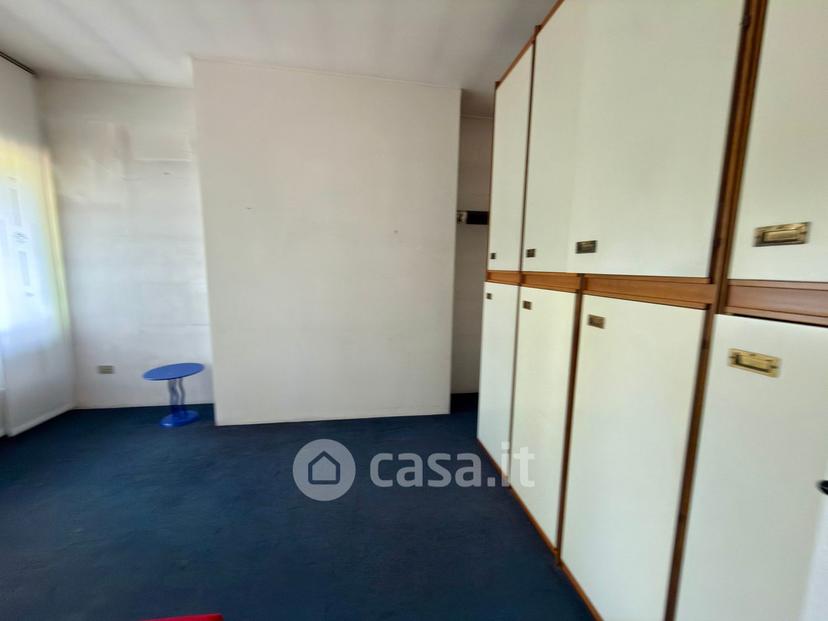 Villa in Via Giosuè Carducci 20 a — foto 86 di 182