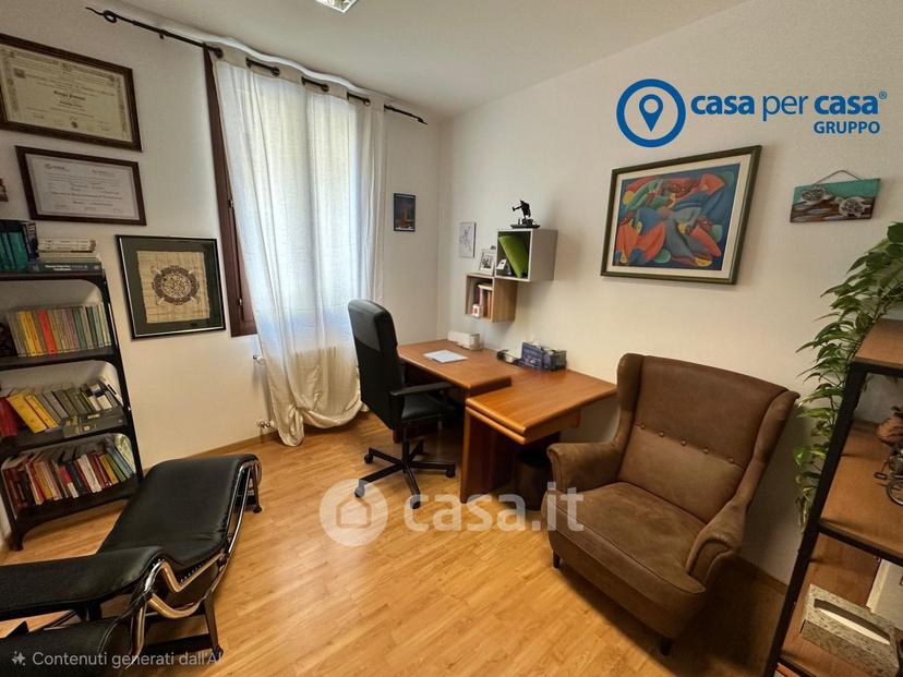 Appartamento in Via Trento 4 -16 — foto 14 di 28