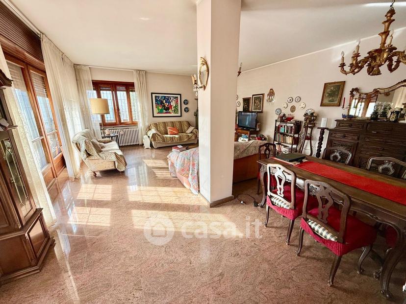 Villa in Via Giuseppe Parini 5 — foto 58 di 86