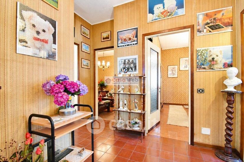 Villa in Via Cadorna 10 — foto 26 di 28