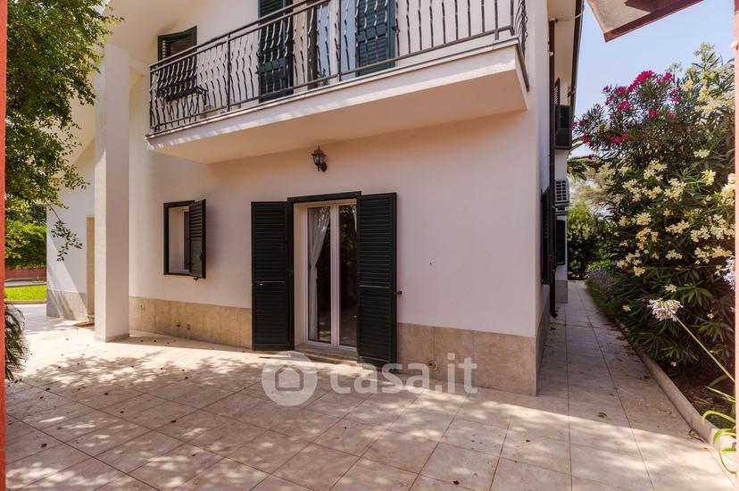 Villa in Via delle Fornaci — foto 29 di 41