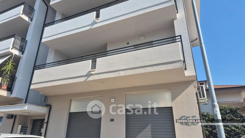Appartamento in Via Firenze 101 — foto 24 di 37
