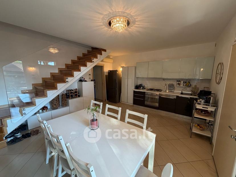 Quadrilocale in Viale Capua 2 R — foto 31 di 32