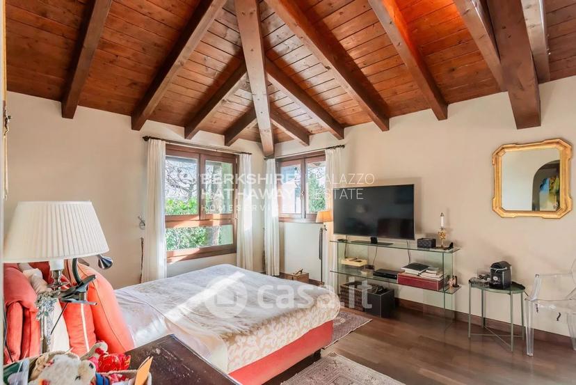 Villa in Via Per Brunate