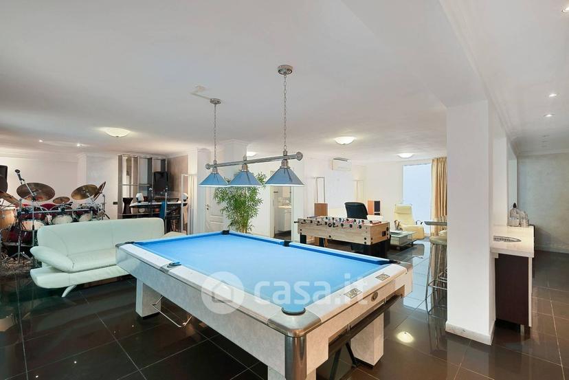 Villa in Via di Rosi 1056 — foto 16 di 52