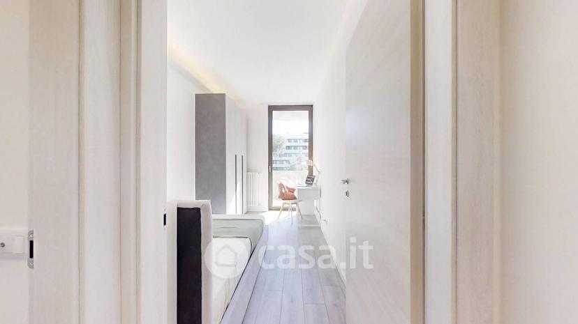 Stanza in Via Luigi Pellizzo 14 — foto 15 di 17