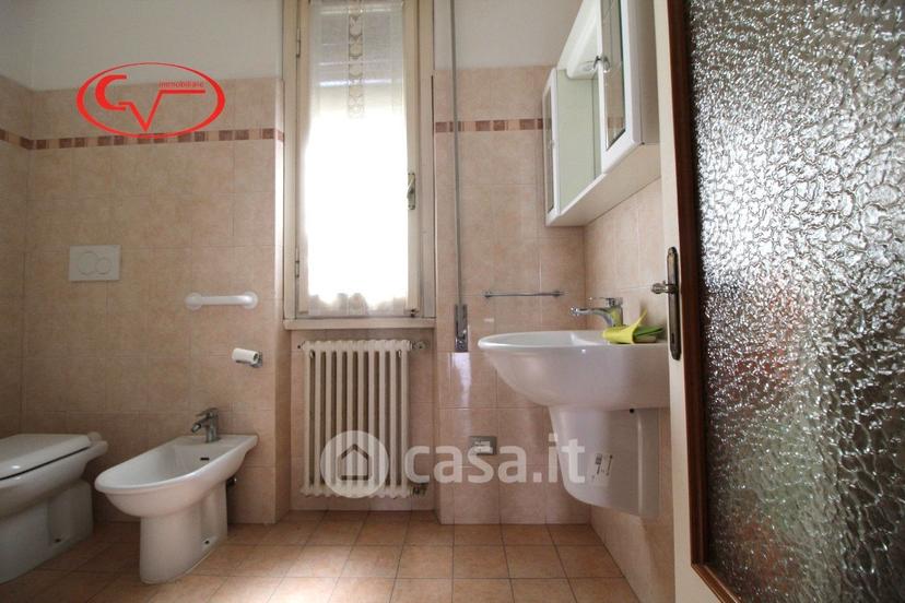 Trilocale in Via della Costituzione — foto 17 di 18