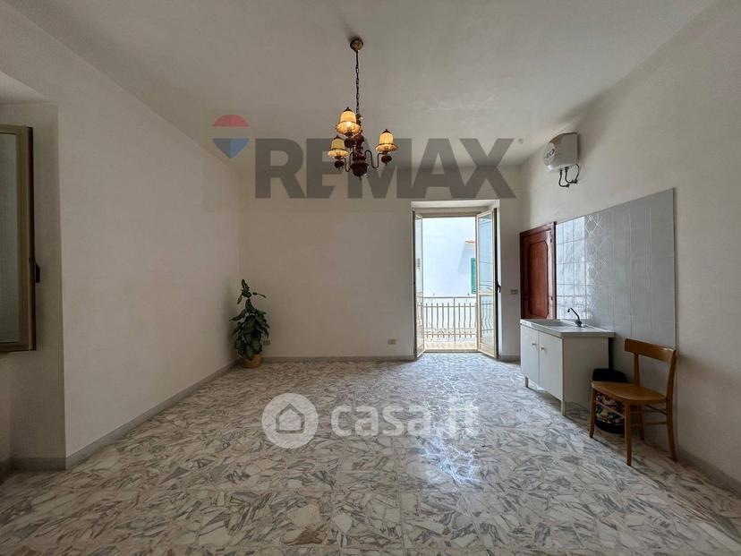 Quadrilocale in Via Fratelli Cocle 13 — foto 16 di 37