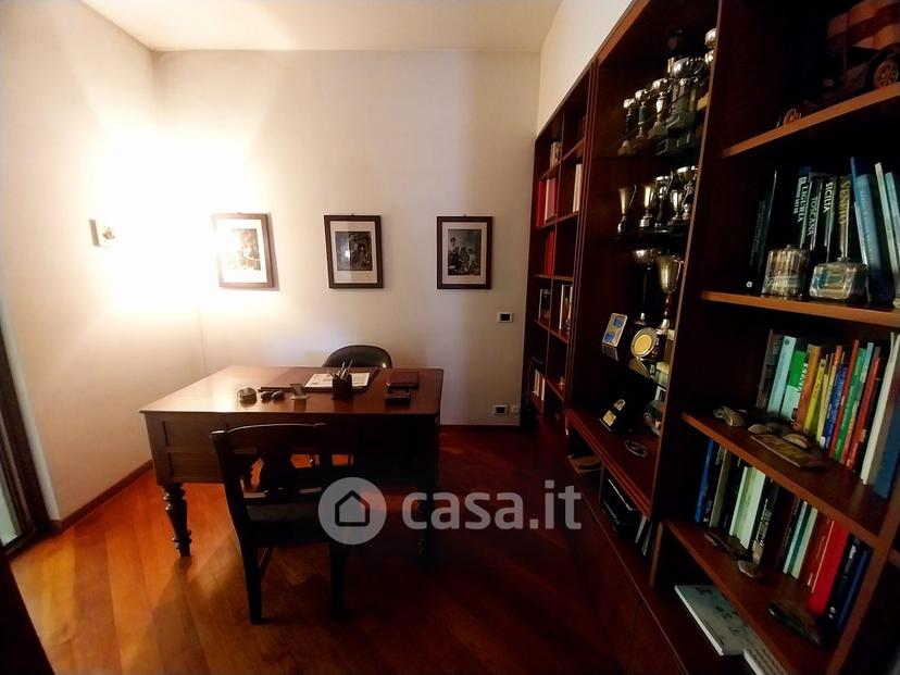 Appartamento in Via Don Lorenzo Riva — foto 12 di 44