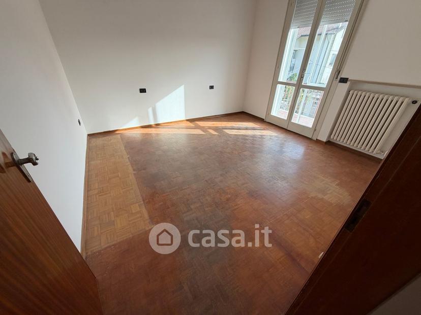 Appartamento in Viale Volturno 111 — foto 20 di 54