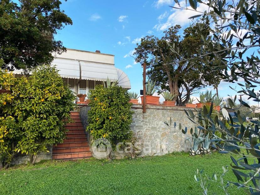 Villa in Via degli Arrighi 2 — foto 32 di 95