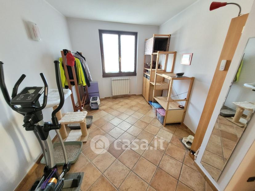 Trilocale in Via Monte Grappa 153 — foto 13 di 21