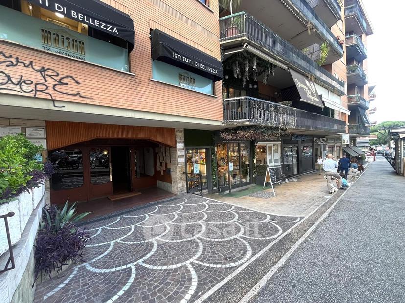 Quadrilocale in Via Ugo Ojetti — foto 8 di 37