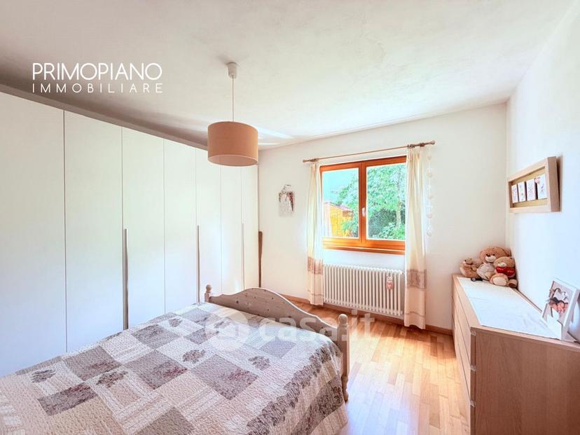 Villa in Frazione Frisanchi — foto 25 di 39